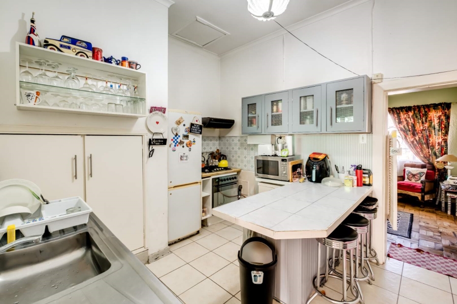 5 Bedroom Property for Sale in Wynberg Western Cape